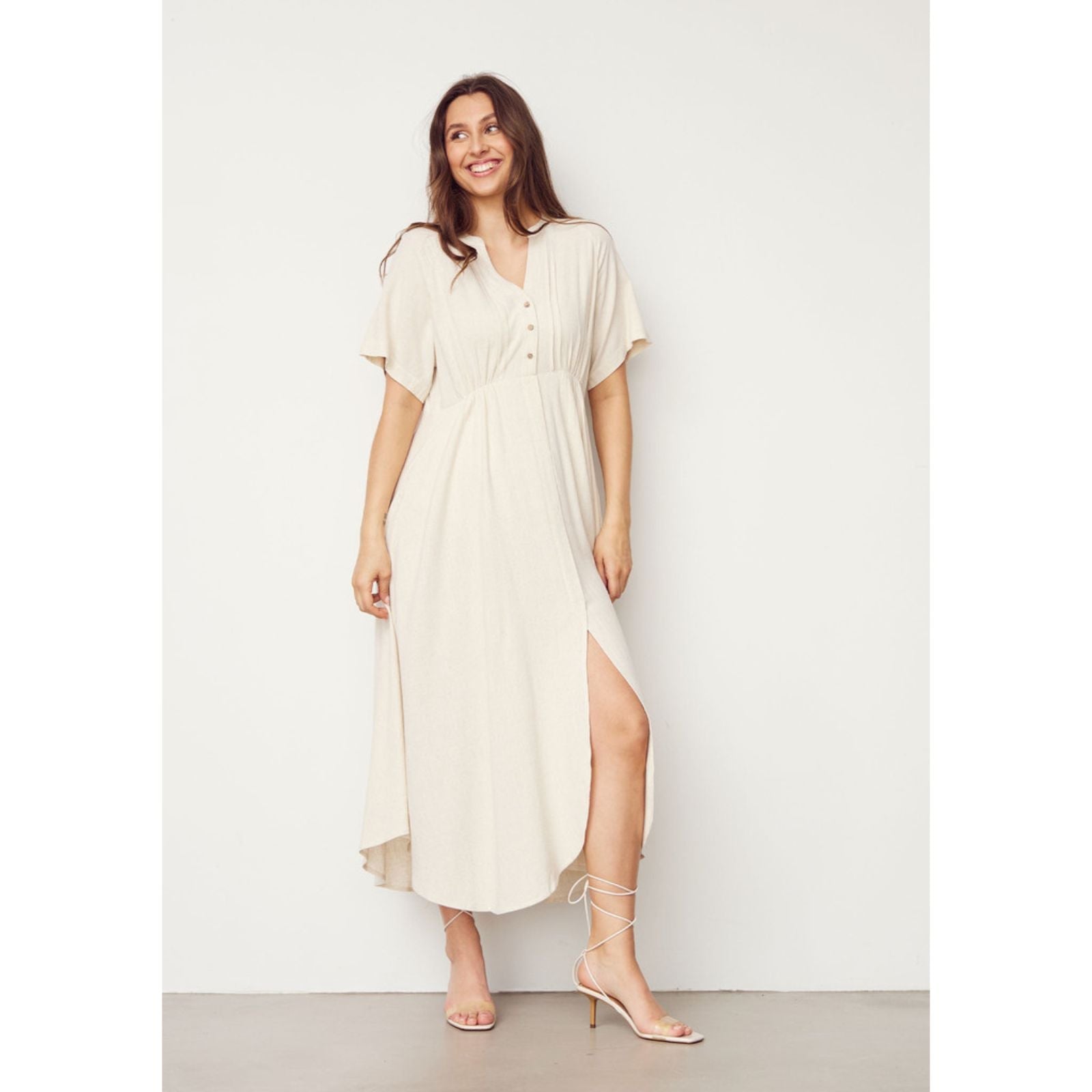 Beige linnen viscose jurk Pearl - Capuchon Fashion