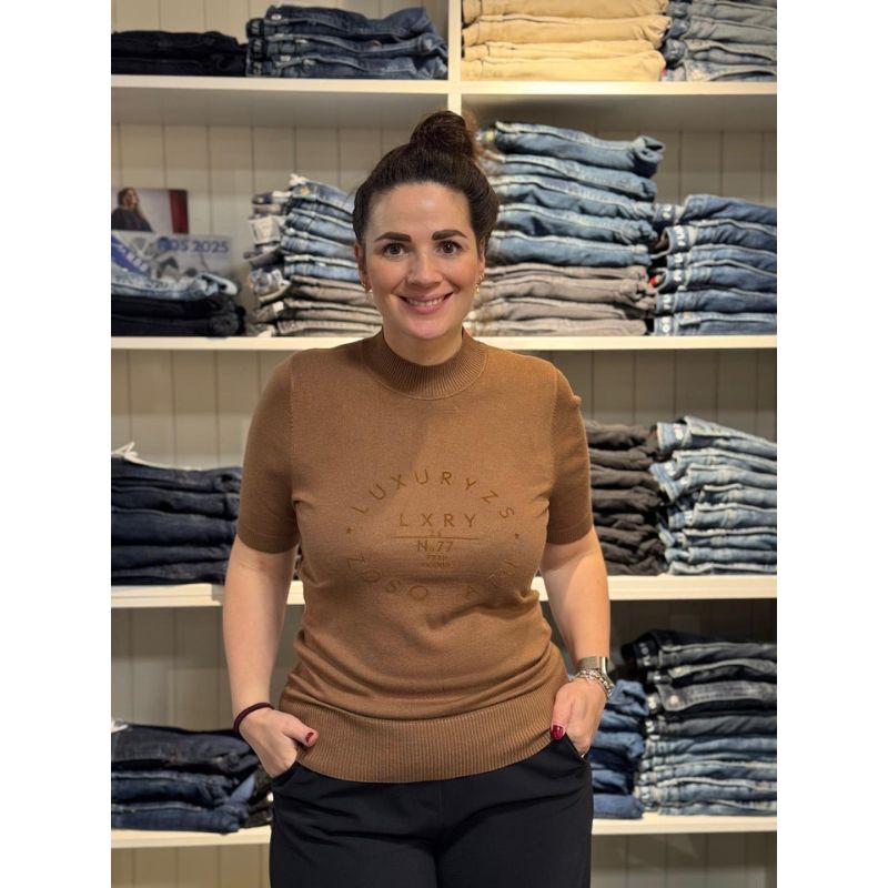 Camelbruine knitted korte mouw top Rebecca - Capuchon Fashion