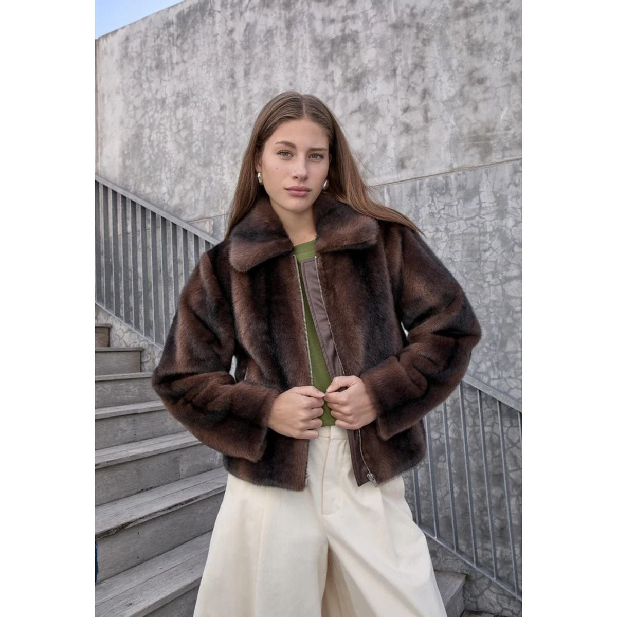 Chicory Coffee faux fur jacket Panoma - Capuchon Fashion