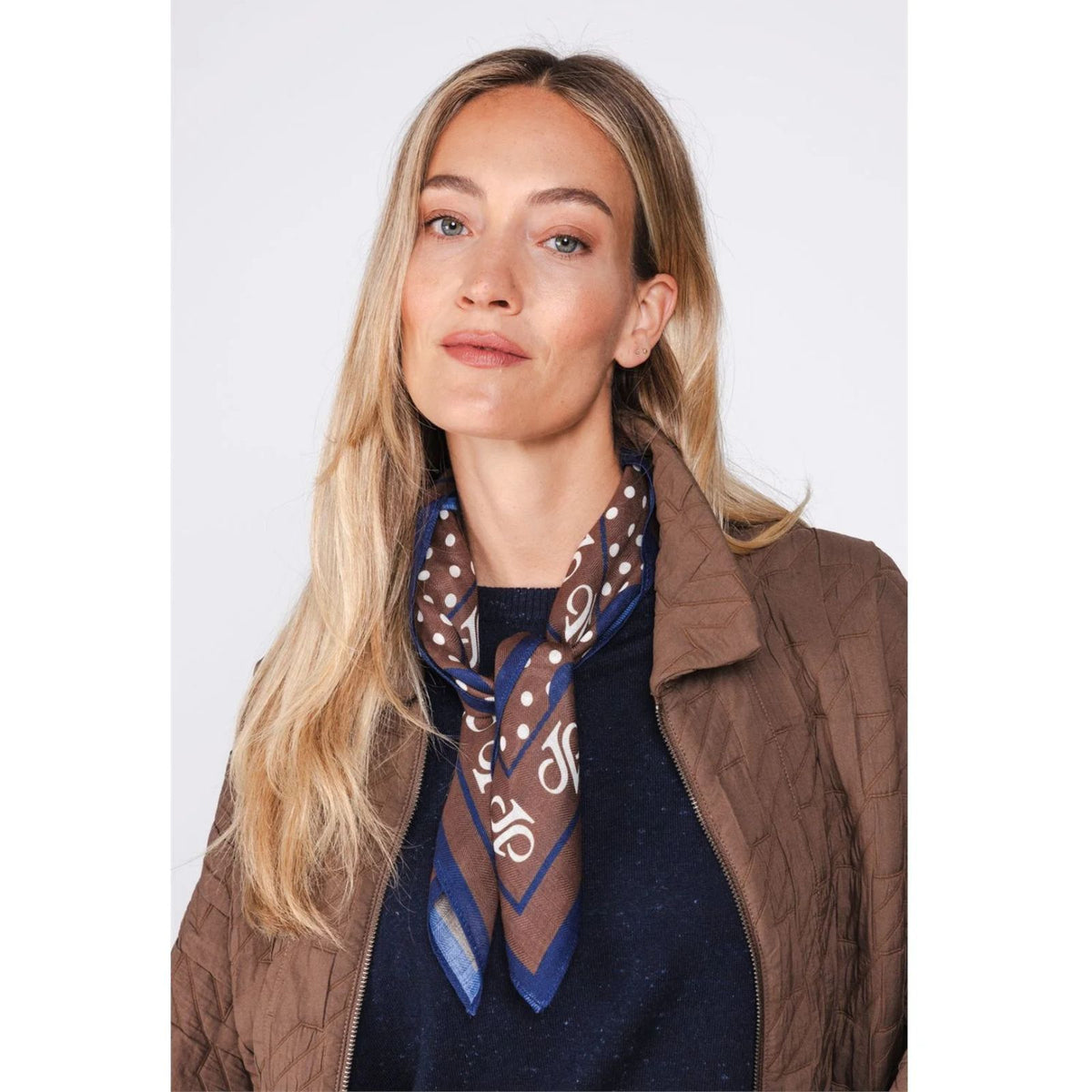 Donkerblauw geprinte sjaal 633300