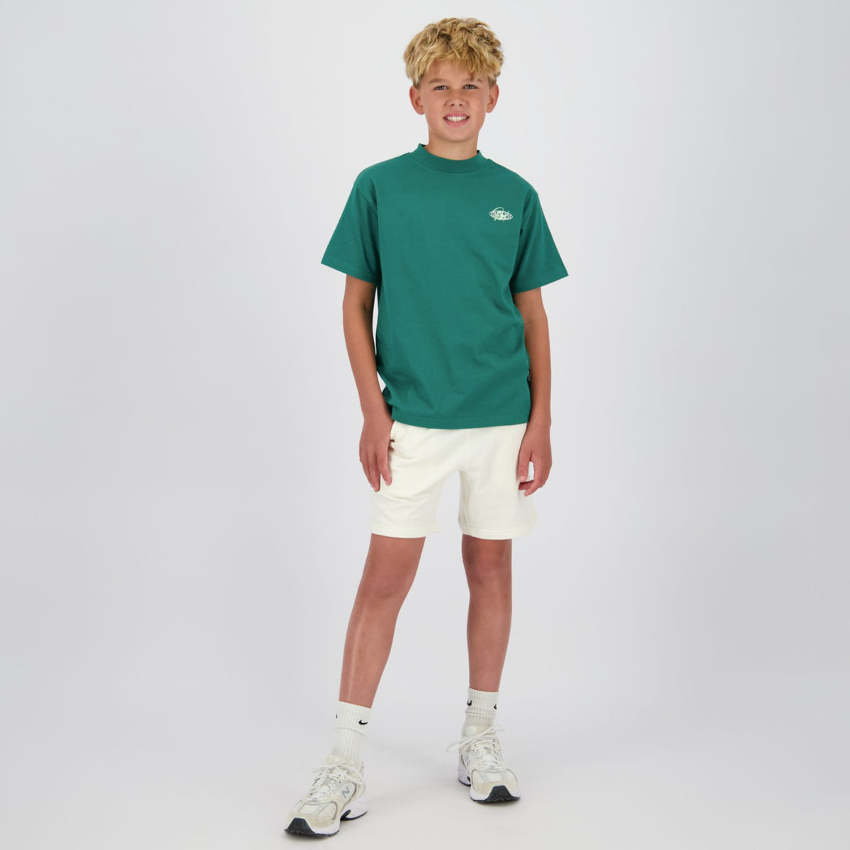 Almond white comfy short Reasy