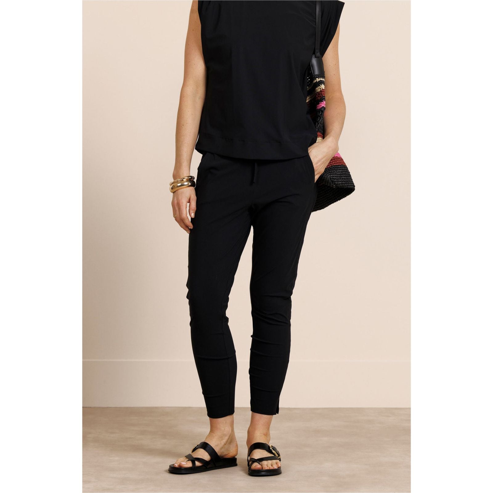 Zwarte travel broek Startup summer