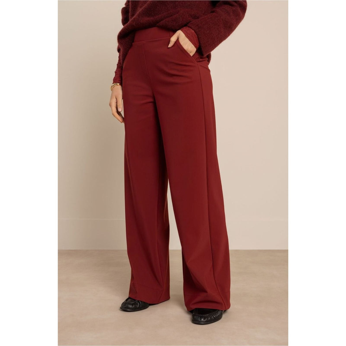 Red Wine travel trouser Lexie Bonded