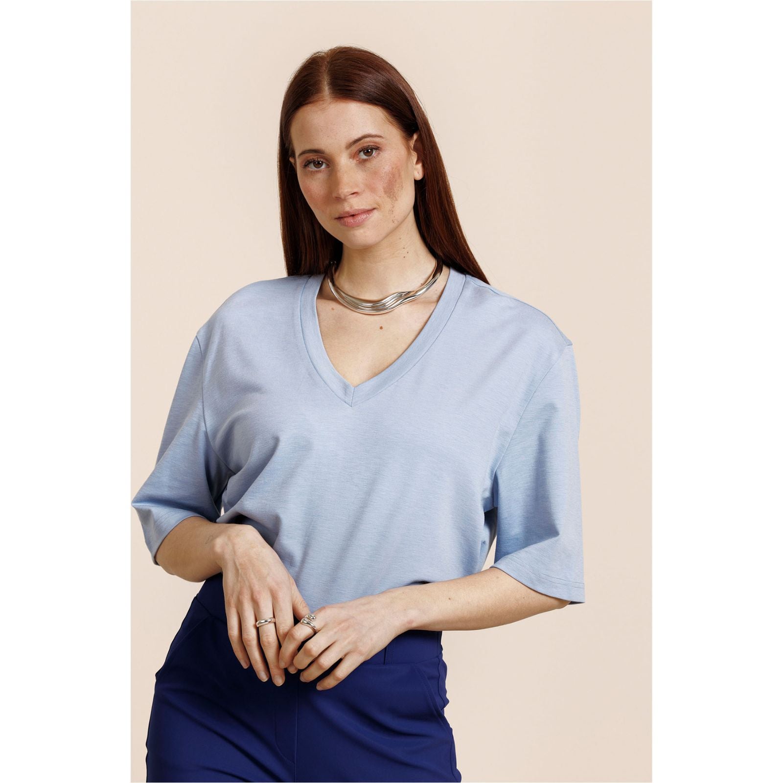 Sky Blue basic v-neck t-shirt Fiore
