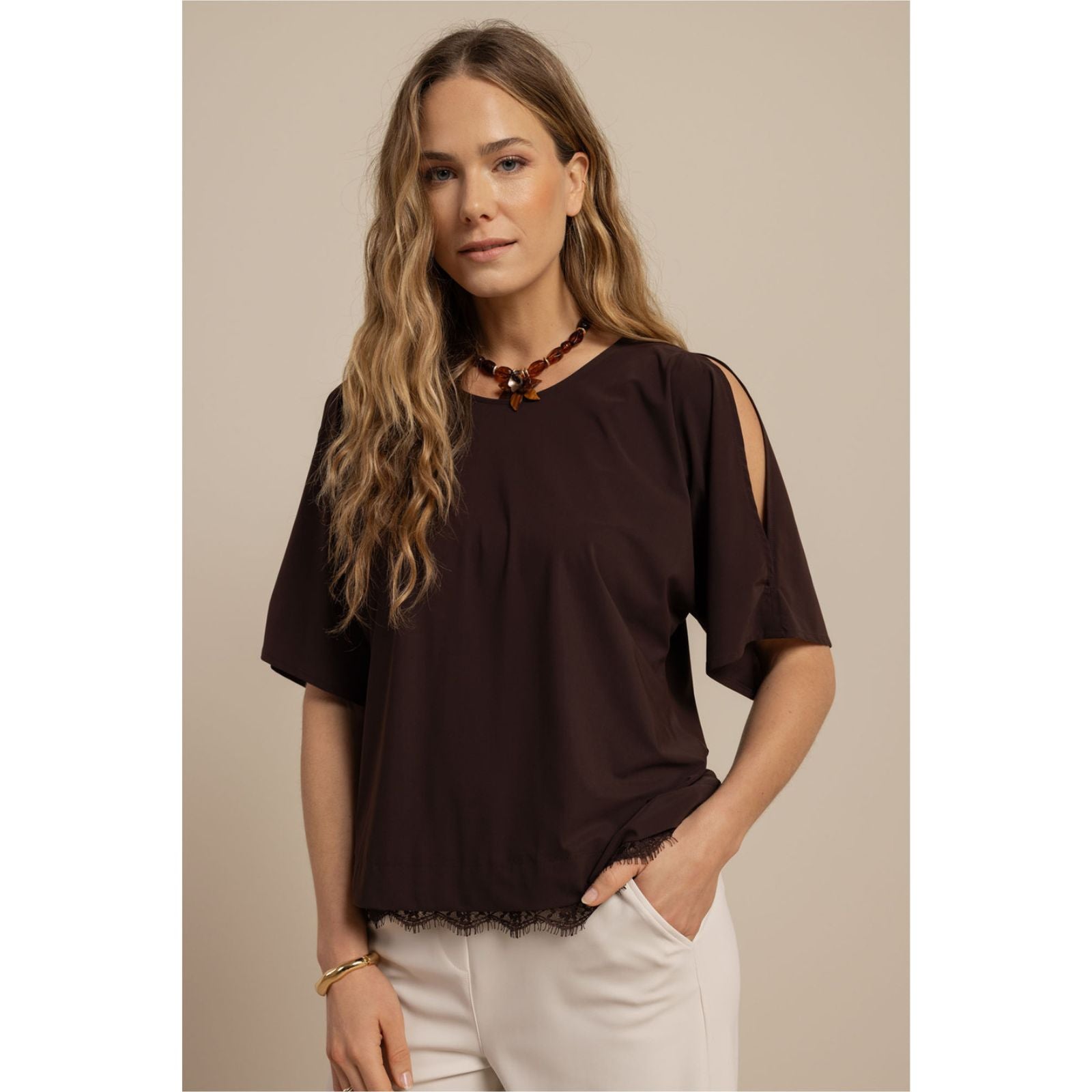 Espresso ronde hals travel top Shelly