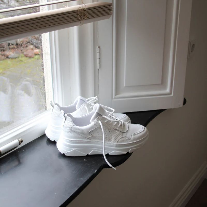 Witte sneaker NEW - Capuchon Fashion