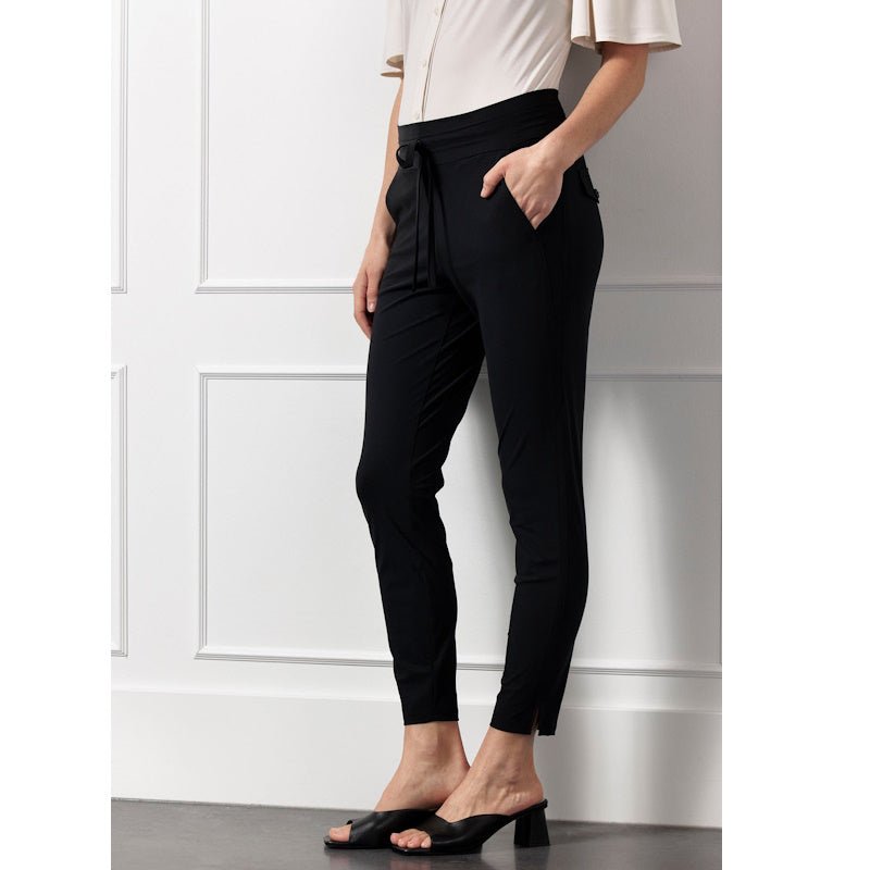 Zwarte broek Startup summer - Capuchon Fashion