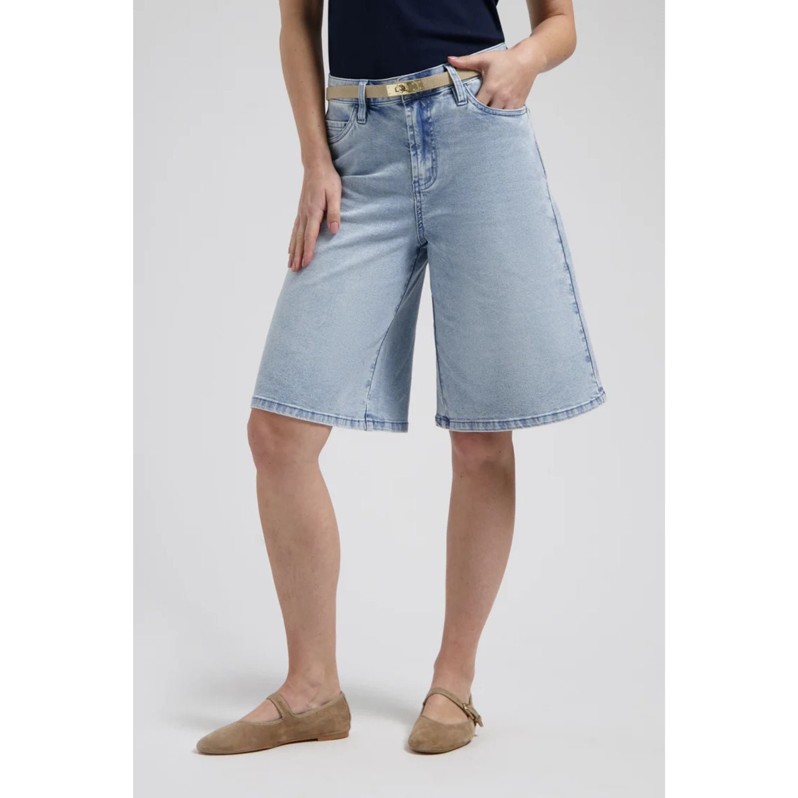 Bleached Denim wide fit bermuda Florez - Capuchon Fashion