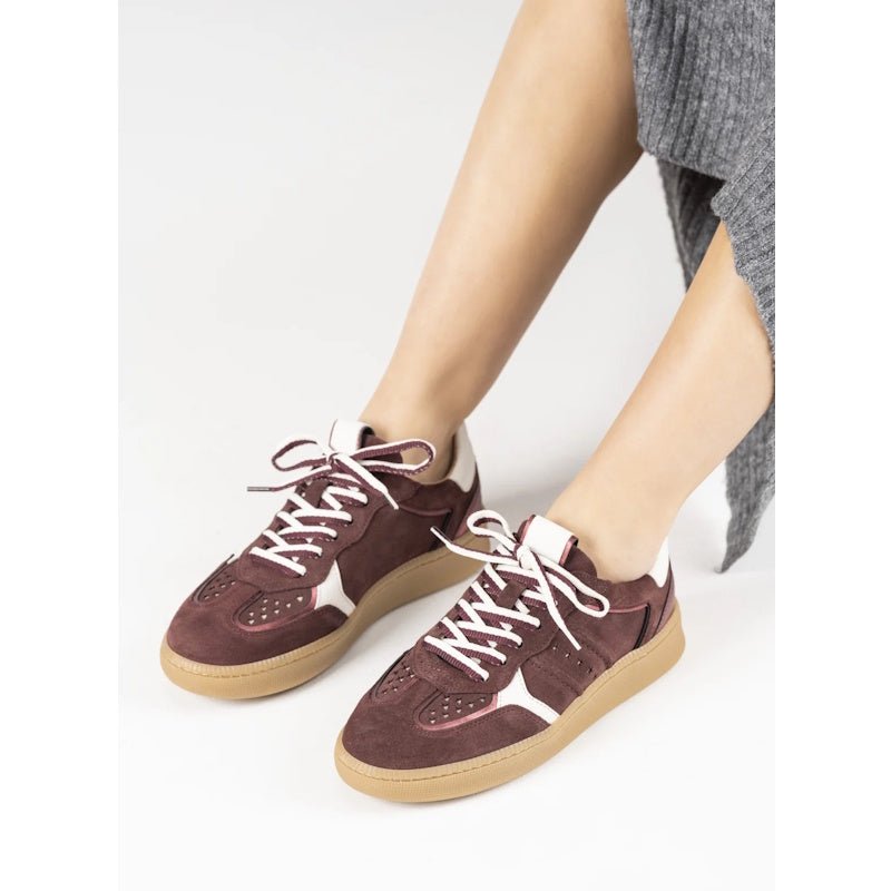 Bordeauxrode sneaker Mirabel - Capuchon Fashion