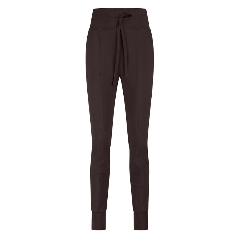Espresso slim fit travel broek Franka