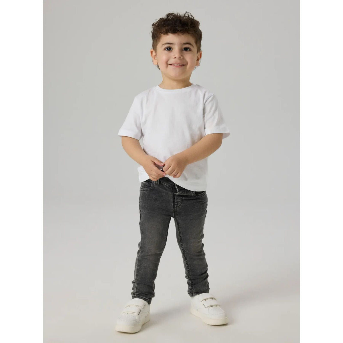 Dark Grey Denim jeans Theo Thayer - Capuchon Fashion