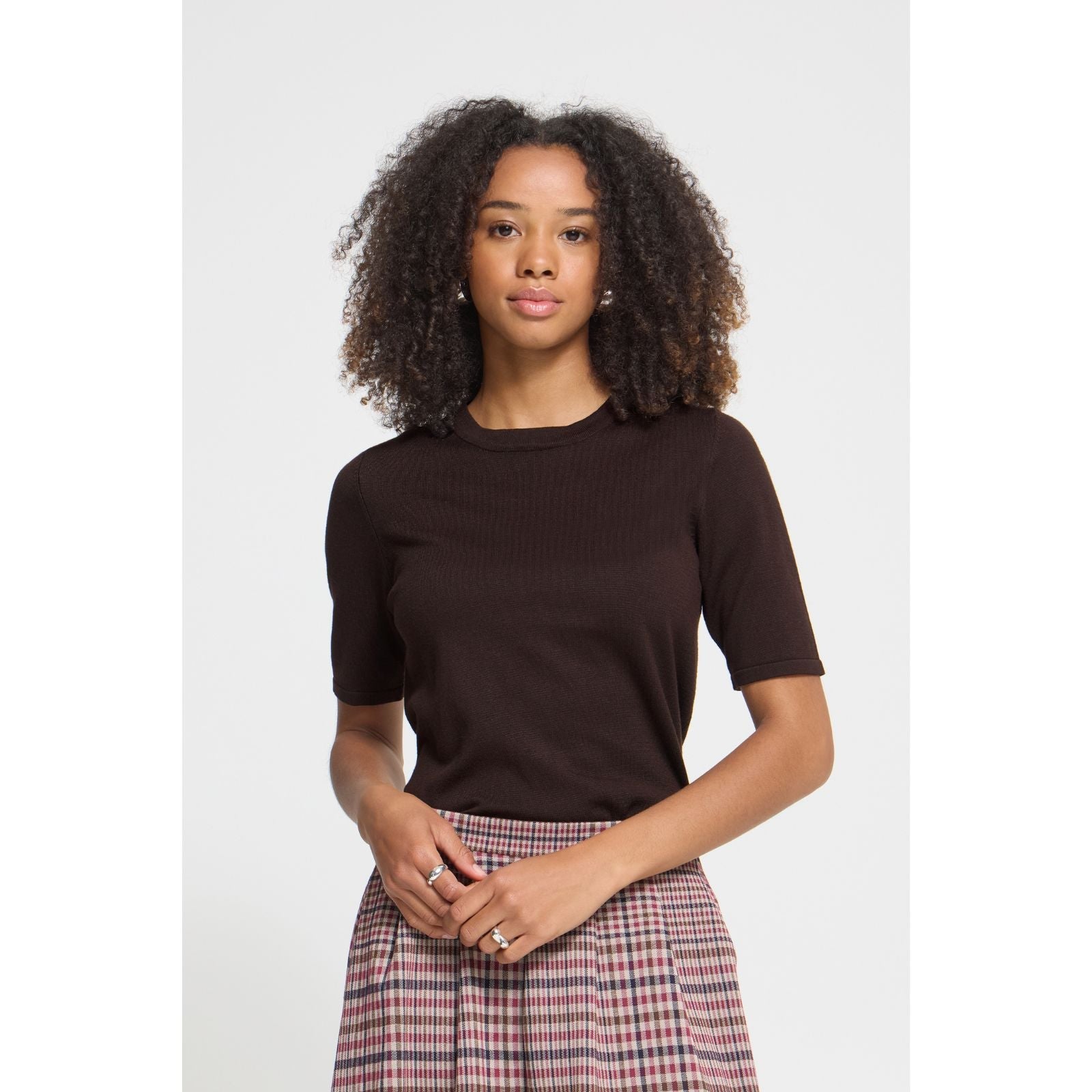 Donkerbruine basic knitted top Luls - Capuchon Fashion