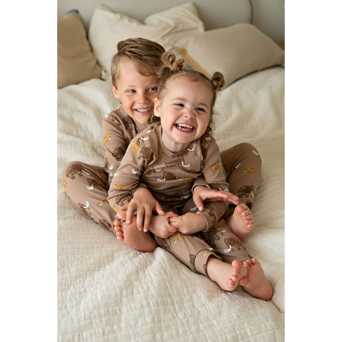 Taupe premium pyjama Milo Mammoth