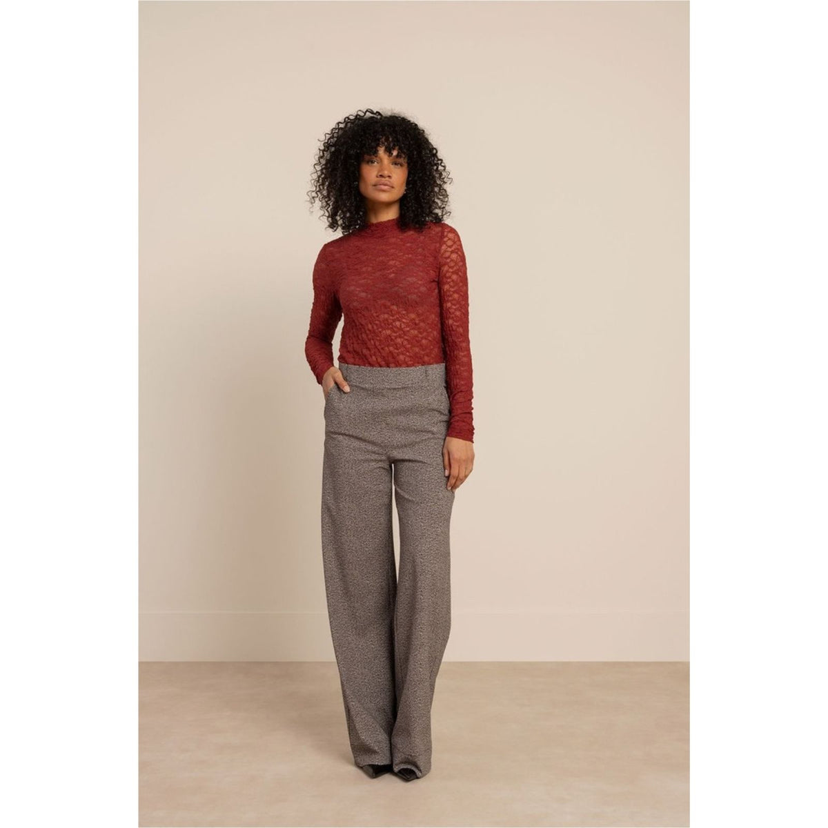 Zwart met kit trouser Lexie Tweed Look