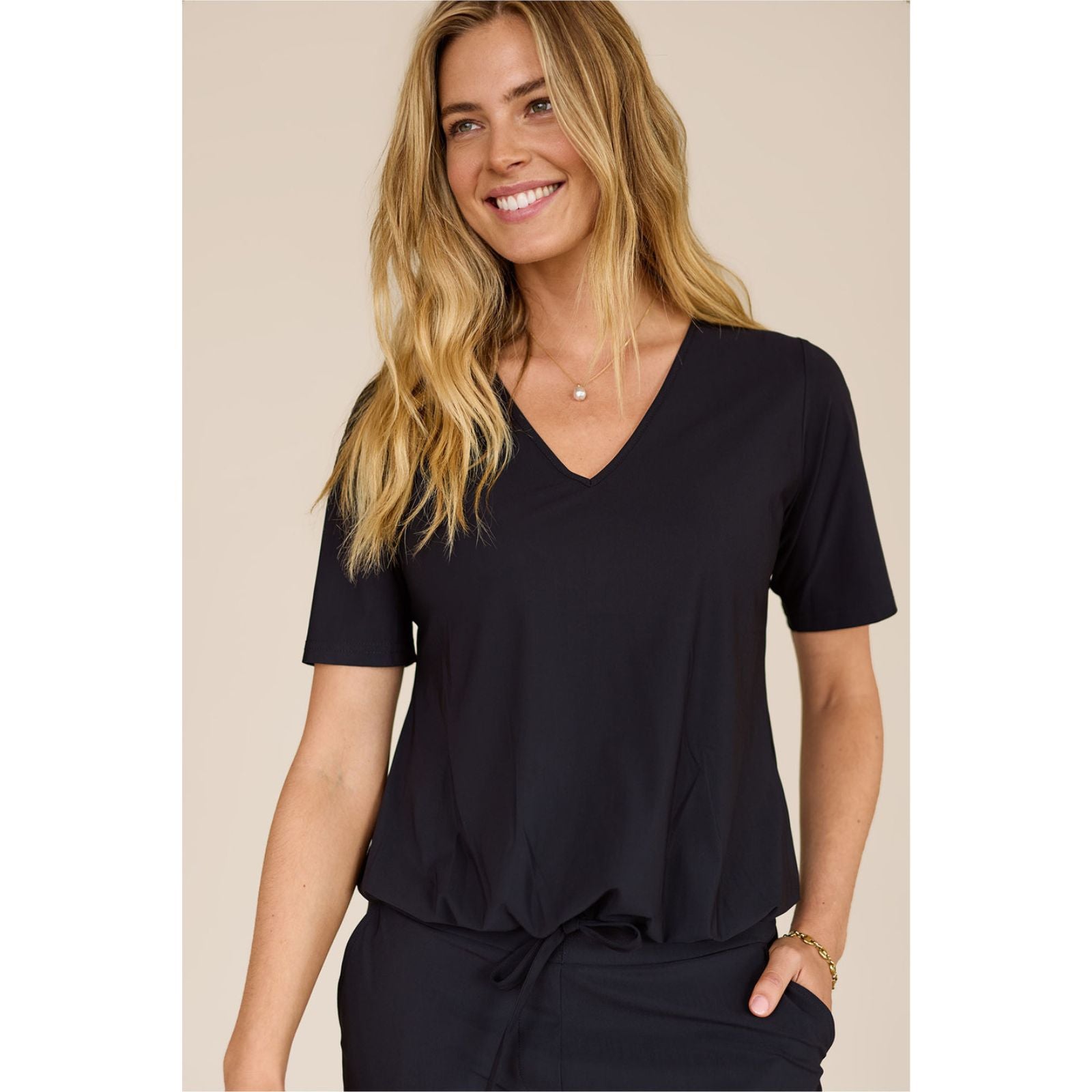 Zwart travel v-hals shirt Vicky