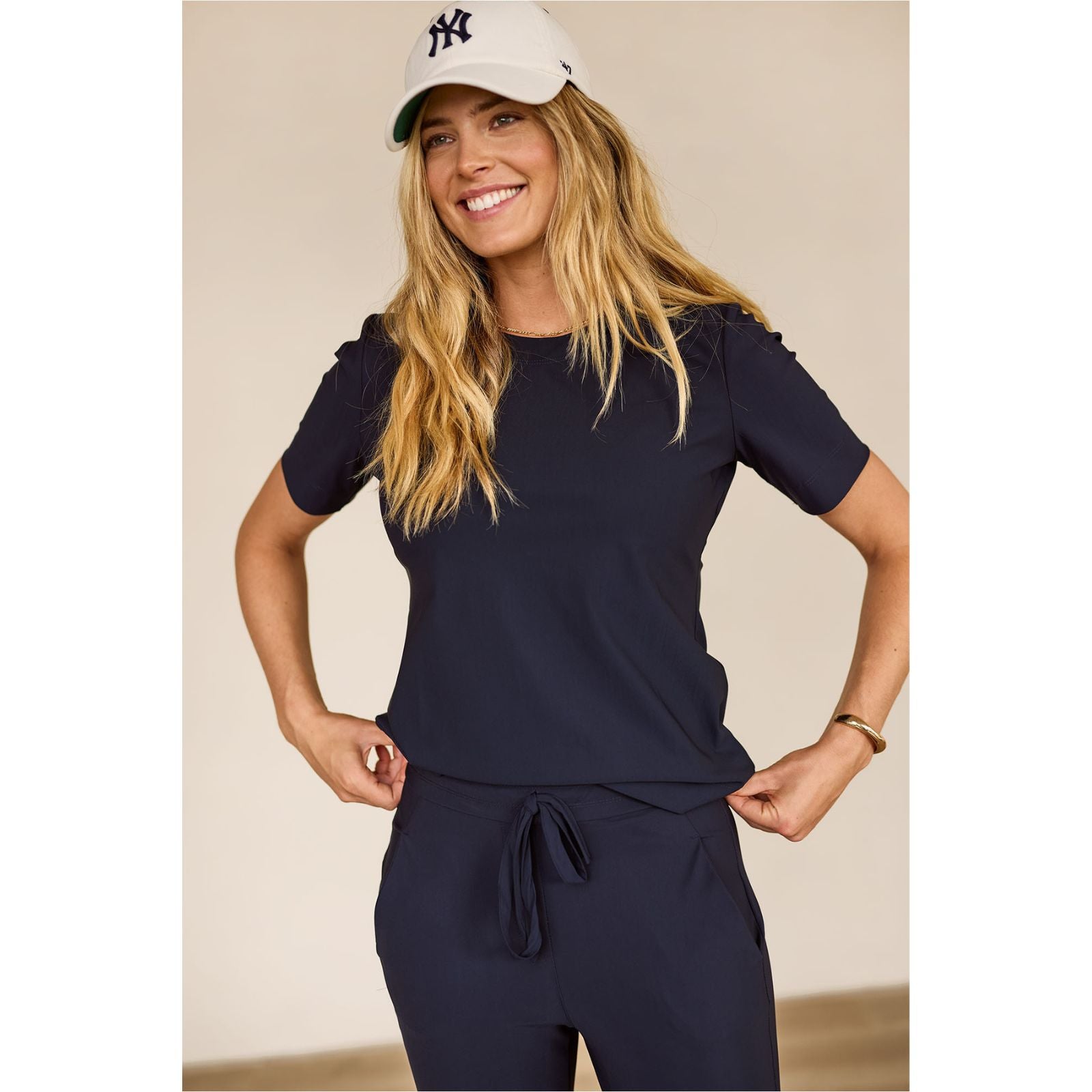 Donkerblauwe ronde hals tee Travel