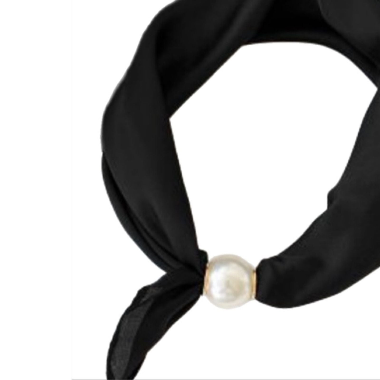 Zwart effen parel sjaaltje Chloe - Capuchon Fashion