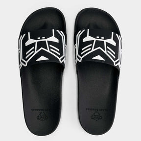 Zwarte slipper Commander - Capuchon Fashion